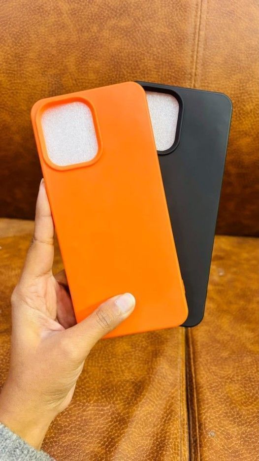 2 CUT SOFT SILICON CASE	CHOICE MODEL AVAILABLE