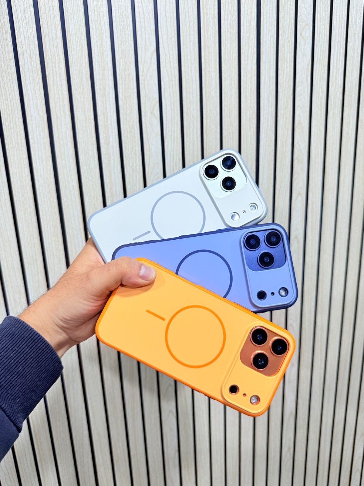 NEW SLIM MAGSAFE METAL BUTTON SIDE GRIP CASE