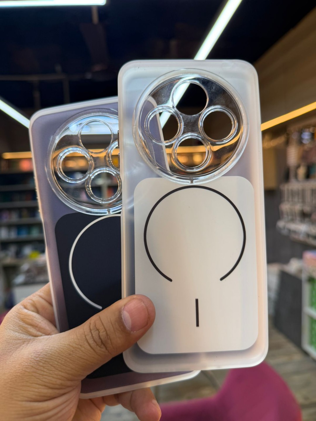 NEW SILICON MAGSAFE CASE 79 PCS LOTT PRICE 55*79=4345